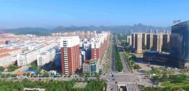 承德一座“黑马”县,GDP超1400亿,地处三省交界 承德一座“黑马”县,GDP超1400亿,地处三省交界